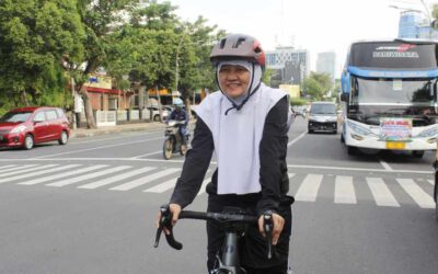 Bike To Work, Reni Astuti : Perlu Kebijakan Surabaya Kota Ramah Pesepeda